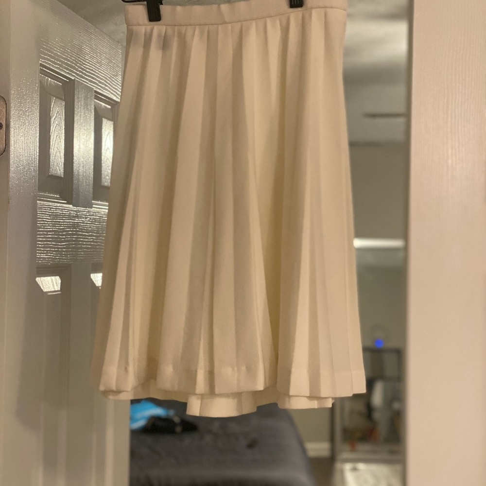 Vintage Givenchy Sport tennis skirt. XS/S Great condition!